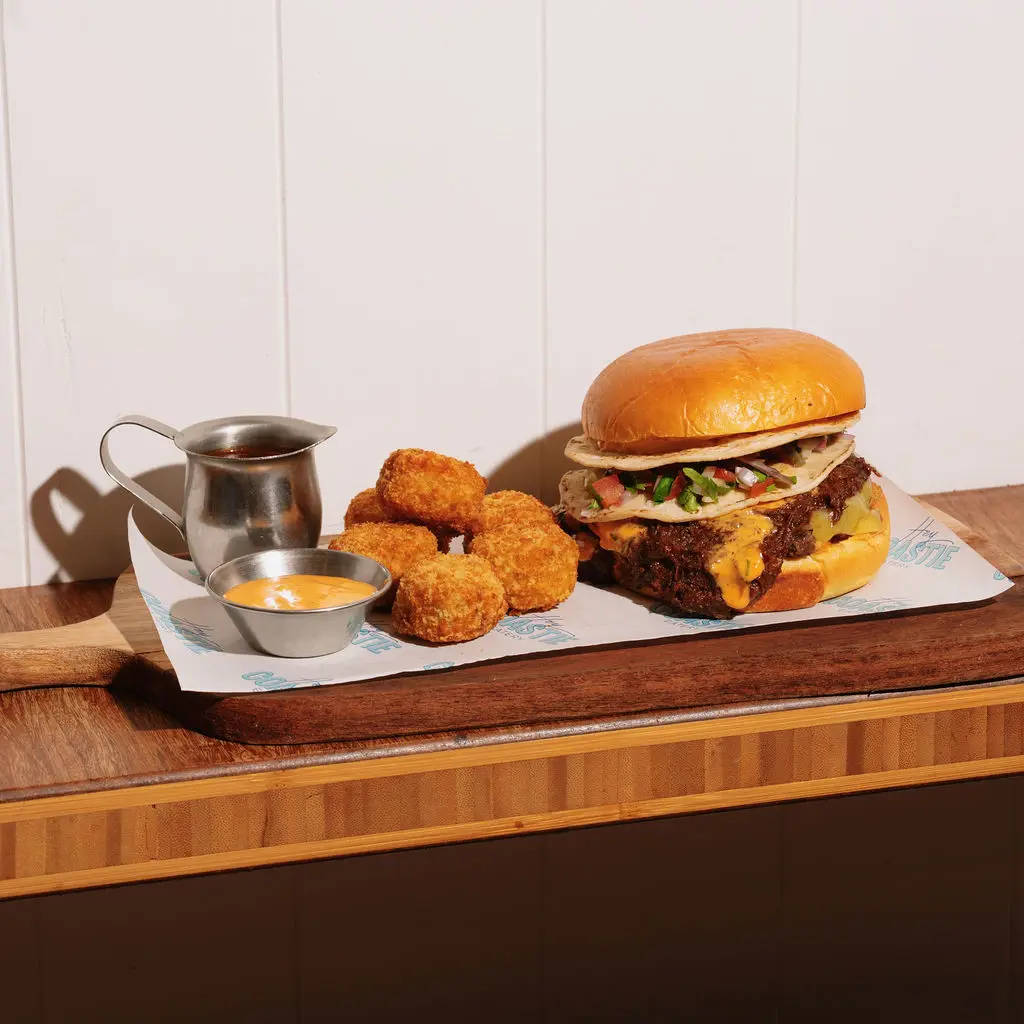 KCDC_WOAPBURGERSHOOT_HIRES-50.jpg