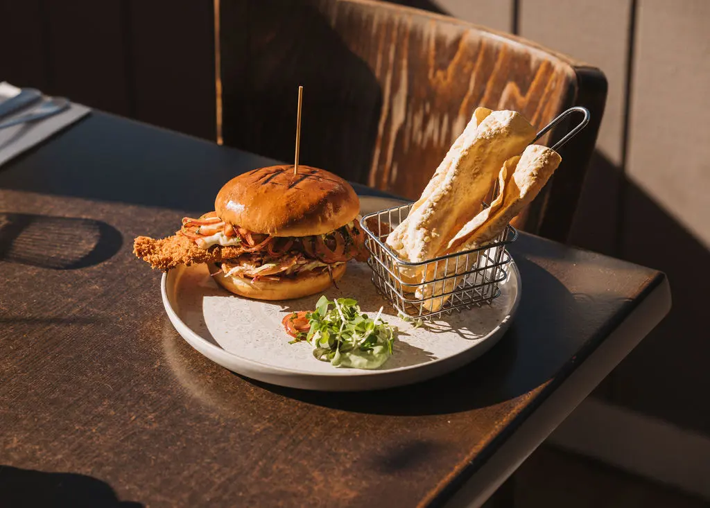 KCDC_WOAPBURGERSHOOT_HIRES-13.jpg