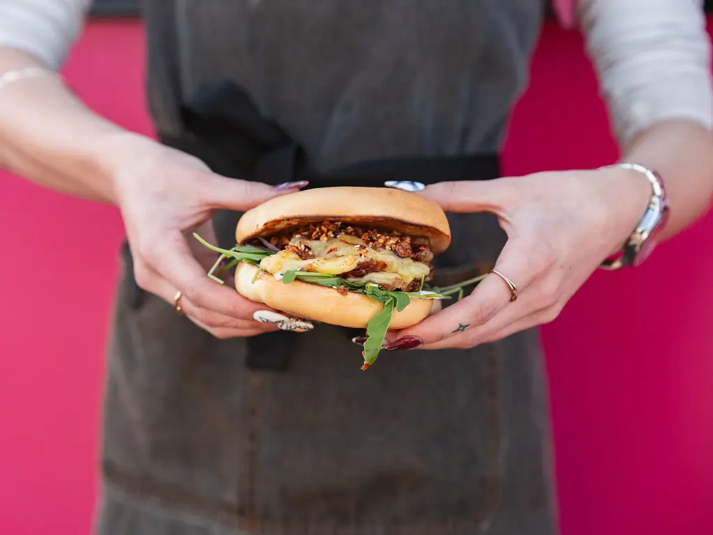 KCDC_WOAPBURGERSHOOT_HIRES-43.jpg